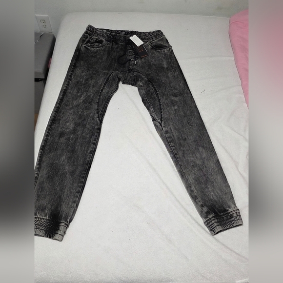 Smoke Rise Men's Charcoal Joggers - Picture 16 of 16